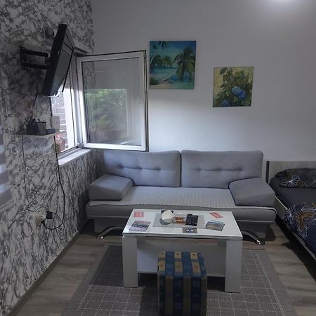 Eid Apartment Мостар Екстериор снимка