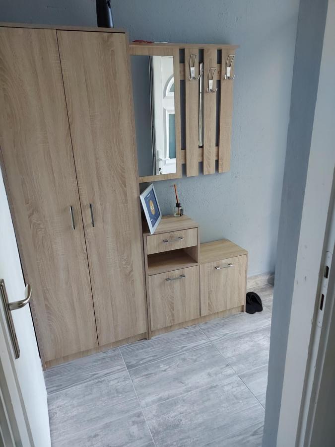 Eid Apartment Мостар Екстериор снимка